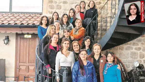 Deprem bölgesindeki genç kadınların demokratik katılımına ilişkin saha raporu: Kararlara katılamıyorlar