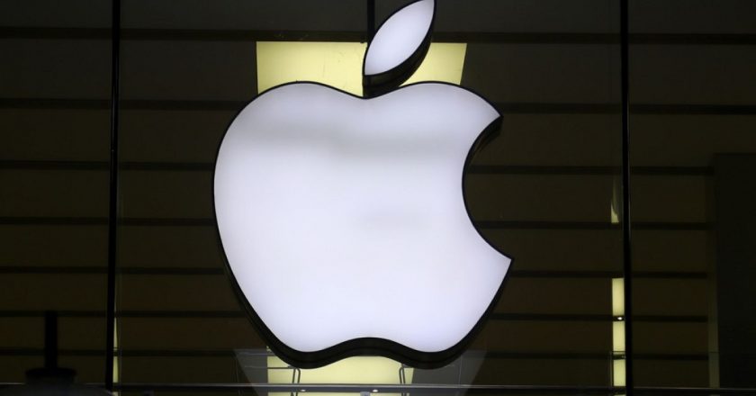 Apple, iPhone ile Samsung'un 12 yıllık liderliğini sonlandırıyor