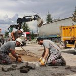 Nevşehir'de son günlerde yaşanan yoğun yağışlardan zarar gören yol, yaya kaldırımları ve parklarda onarım ve yenileme çalışmaları sürüyor – GÜNDEM