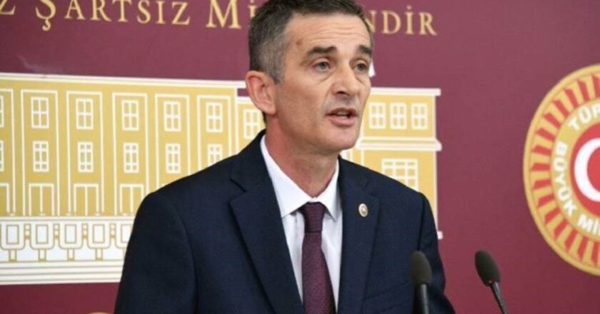 Ümit Dikbayin CHP’ye katılma iddiası: Açıklama geldi – Haber Politikaları Haberleri