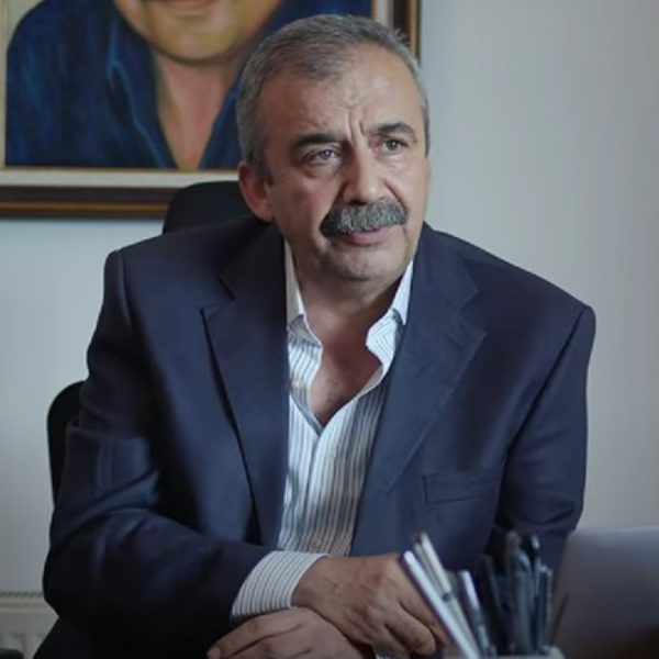 Sırrı Süreyya Önder’in rol aldığı son filmin fragmanı yayımlandı! – Son Dakika Yaşam Haberleri