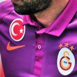 Galatasaray’ın yeni sezon formaları sızdırıldı! İkinci ‘mor forma’ vakası… Taraftarlar gözlerine inanamadı!