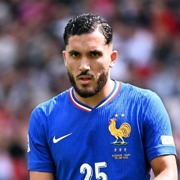 Manchester City, Lyon’un yıldızı Rayan Cherki’yi transfer ediyor!