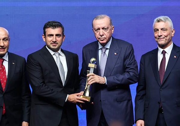 Baykar ihracatın zirvesine demir attı