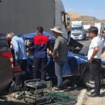 Hakkari’de tır ile pikap çarpıştı: 3 ölü, 2 yaralı
