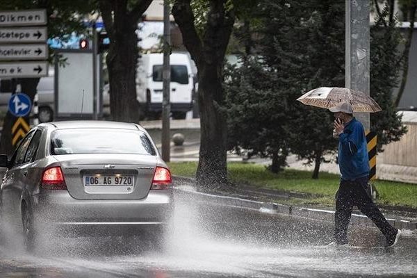 Ankara’da hava durumu alarmı: Sağanak yağış ve düşen sıcaklıklar kapıda!