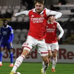 Futbol dünyası şokta! Arsenalli eski futbolcu maç sırasında hayatını kaybetti