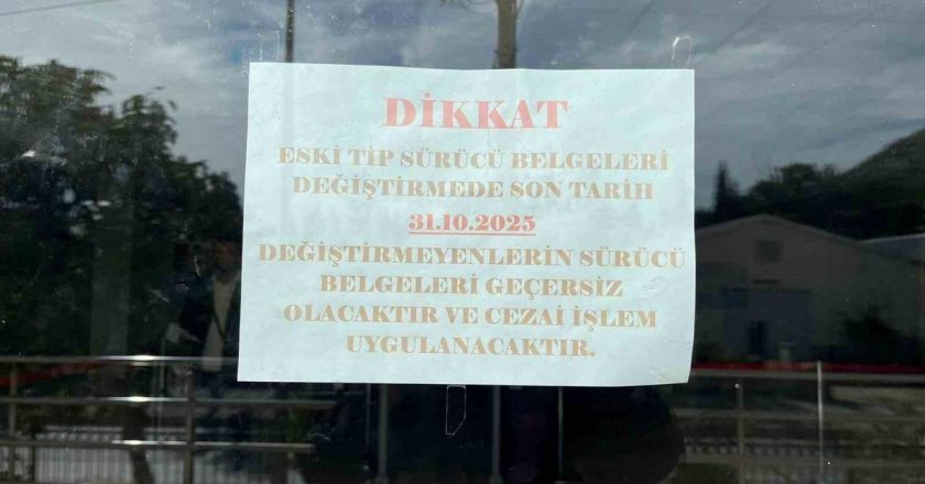 Menteşe’de ehliyet yoğunluğu olmadı: 2 bin 500 kişi hala eski tip ehliyet sahibi
