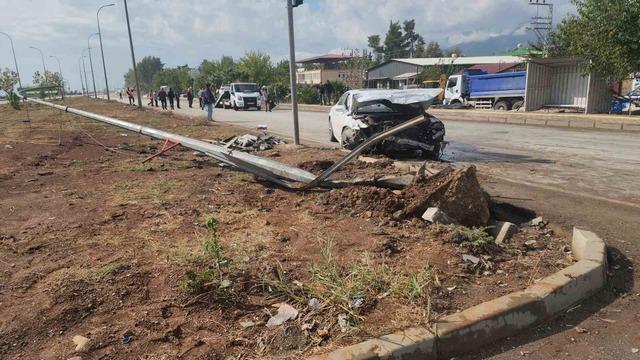 Hassa'da trafik kazası: 1 yaralı, 2