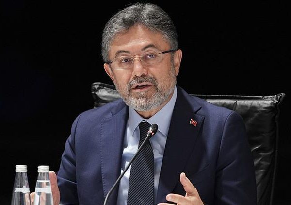 Bakan Yumaklı: Her fidan geleceğe nefes