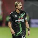 Caner Erkin, 8. maçında 3. kez kırmızı kart gördü!