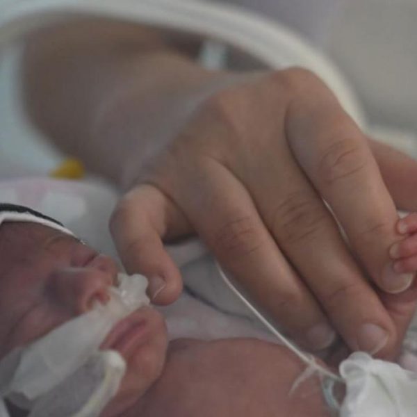 Geçen yıl 121 bin 67 bebek hayata erken başladı