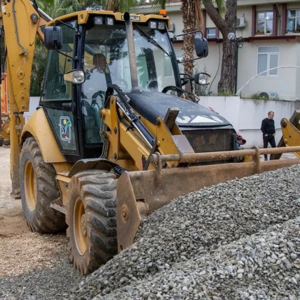 Manavgat Belediyesi’nden hastane için otopark yardımı