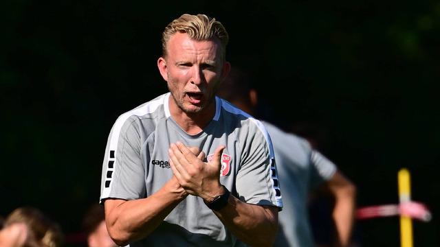 Fenerbahçe’de Dirk Kuyt İstanbul’a geldi! Göreve hazır